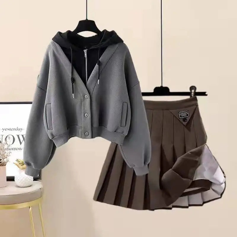 Plush Thickened Casual Long Sleeved Hooded Mini Pleated Skirt Two-piece Set Fashionable Women's Skirt Set