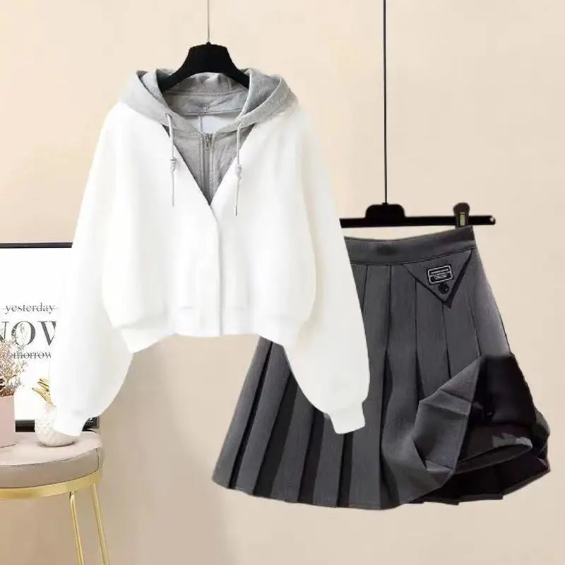 Plush Thickened Casual Long Sleeved Hooded Mini Pleated Skirt Two-piece Set Fashionable Women's Skirt Set